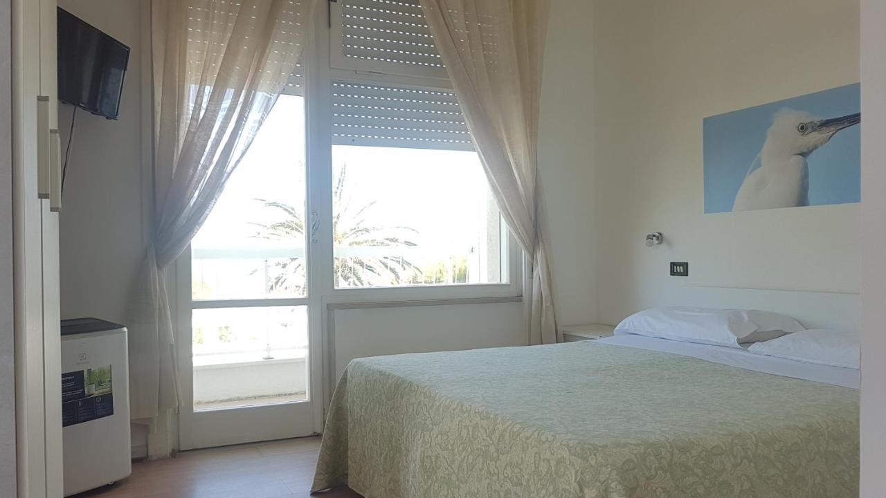 Hotel Silvi سيلفي مارينا المظهر الخارجي الصورة