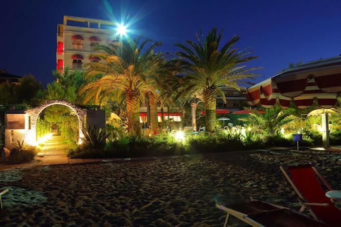 Hotel Silvi سيلفي مارينا المظهر الخارجي الصورة